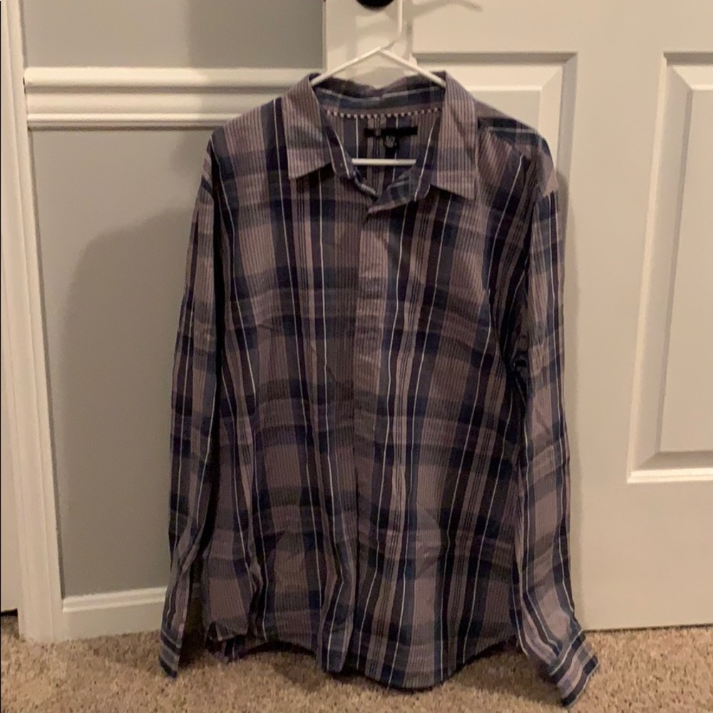 Men’s Volcom button up